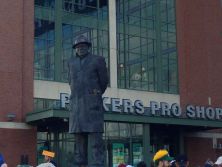 Haga click para ver la imagen ampliada vince lombardi statue.jpg
